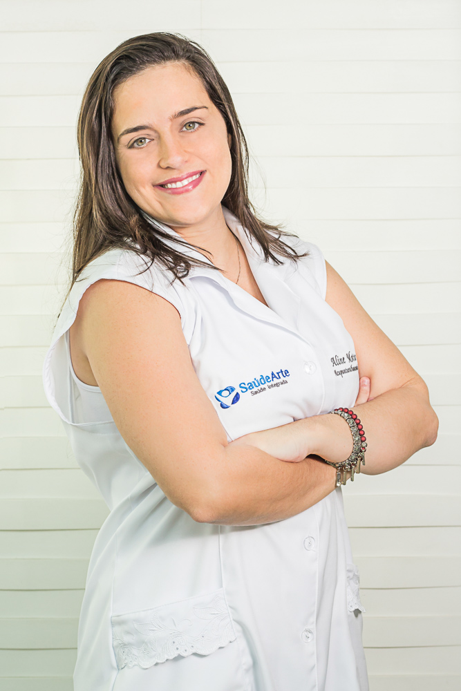 Dra Aline Motta - SaudeArte Odontologia
